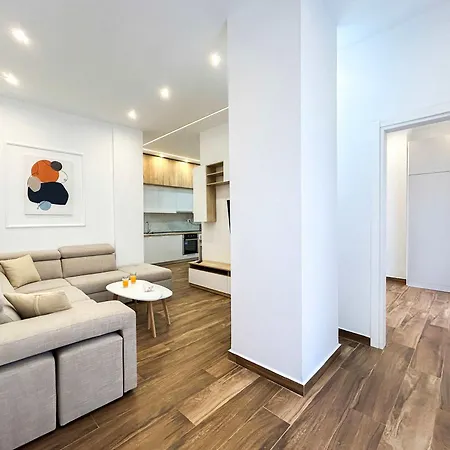 Seaview Nest H48 Appartamento Durrës