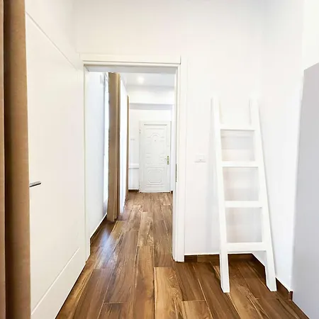 Seaview Nest H48 Appartamento Durrës