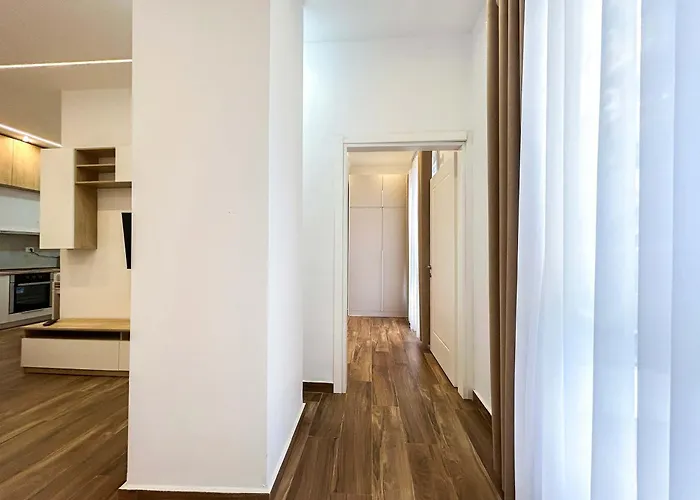 Seaview Nest H48 * Durrës